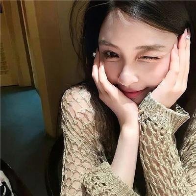 北极百货店的接待员